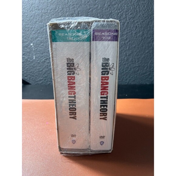The Big Bang Theory: The Complete Series Seasons 1-12 (DVD Box Set) - Picture 2 of 5